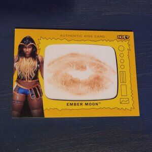 2017 WWE Topps Heritage Gold Ember Moon Kiss Card 08/10